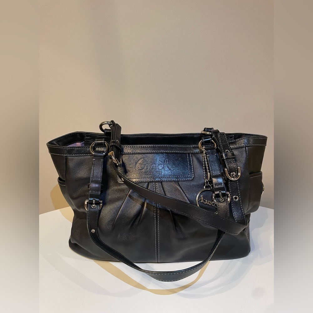 Vintage Coach 90’s shoulder bag
